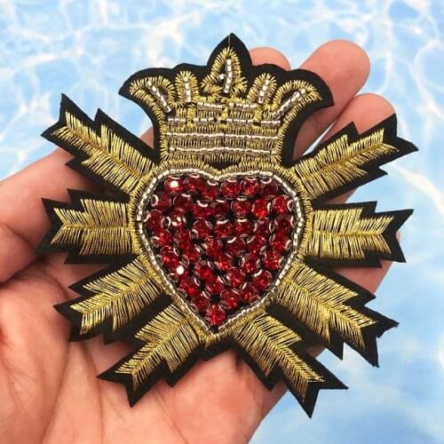 Hot DIY Crown Heart Patches Embroidery Beaded Crystal Appliqued Bags Garment Accessories Motif Badge Craft