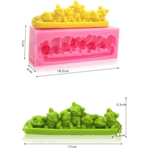 3D 7 hole pig cake mould silicone mold butter hot pot bottom material mould Ice model baking tool