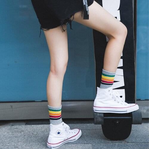 Fsshion Socks Autumn/winter Color Stripes Personality Korean Ladies Socks Harajuku College Wind Cotton Socks