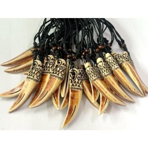 FREE SHIPPING yqtdmy Wholesale Jewelry 12pcs/LOT Imitation Yak Bone Carved Eagle Head Pendant Necklace Lucky Gift
