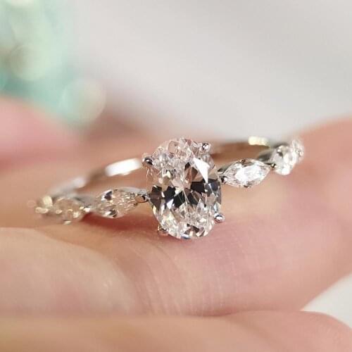 New Trendy Crystal Engagement Design Hot Sale Rings For Women AAA White Zircon Cubic elegant rings Female Wedding jewelry