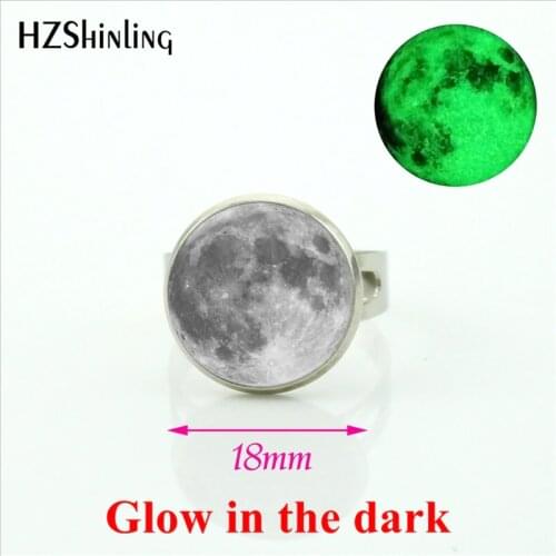 2017 New Arrival Glowing Jewelry Full Moon Rings Art Glass Glow in the dark Lunar Eclipse Jewelry Adjustable for women men