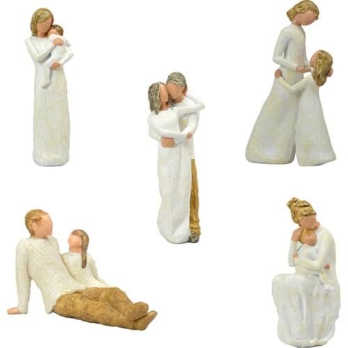 Resin Family People Figurines Miniatures Nordic Home Decor Ornament Living Room Bedroom Decoration Desk Accessories Wedding Gift