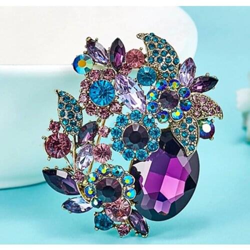Zlxgirl fashion Women Vintage Flower Brooch Best Austrian Crystal Brooches Bouquet For Women christmas Broaches Hats Accessories