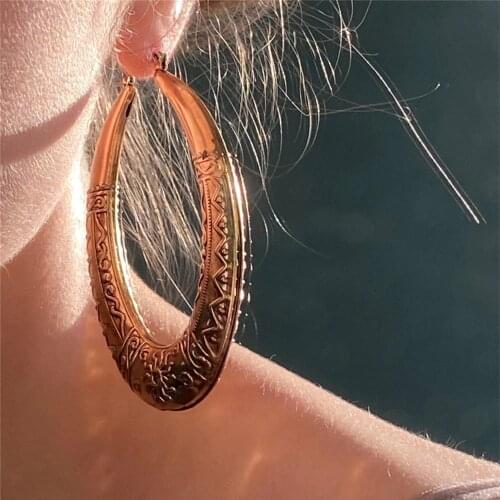 Vintage Antique Gold Color Plating Engraved Oval Hoop Earrings For Women Girl Trendy Casual Modern Jewelry Accessory