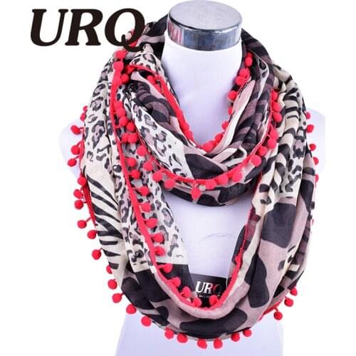 New Ball Tassel Style Leopard Print Infinity Loop Sprint Autumn Scarf Womens Accessories V8A18727