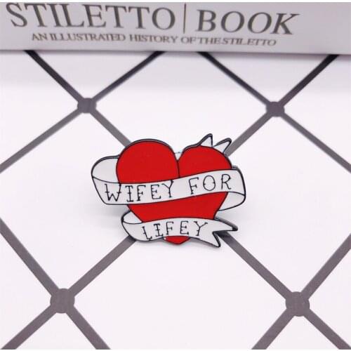 Cartoon White Ribbon Heart Shape Enamel Brooch WIFEY FOR LIFEY Red Alloy Badge Denim Shirt Bag Pin Accessories Couples Jewelry