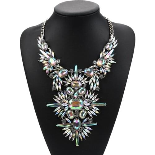 Bohemian Crystal Fashion Choker Collar Necklaces For Women Luxury Multicolor Rhinestone Statement Necklace Pendant Wholesale