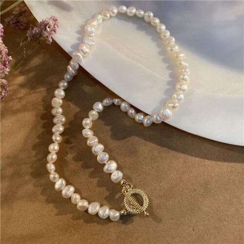 HUANZHI 2020 New Baroque Freshwater Natural Pearl Moonstone Pendant Necklace Geometric Irregular for Women Girls Party Jewelry
