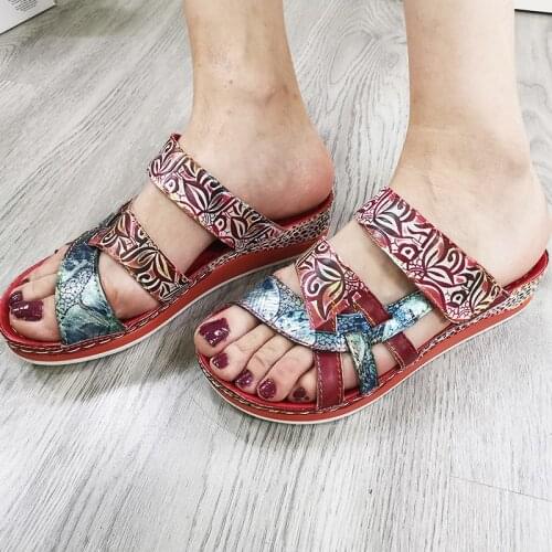 LAURA VITA Women's Slippers