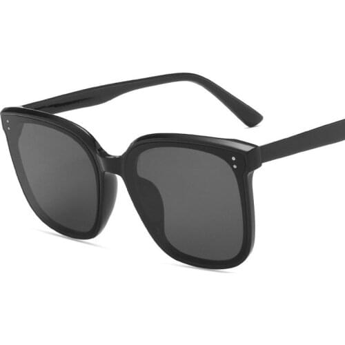 Sunglasses 2021 Trends Fashion Retro Big Box Round Glasses Lenses Men Women Luxury Designer Glasses For Driving a car Decorative