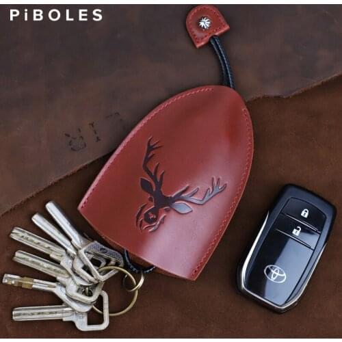 Unique Embossed Elk Key Holder Bag Handmade Genuine Leather Smart Key Housekeeper Keys Storage Case Pull-type Keychain Keyring
