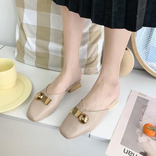 2021 New Korean Style Summer women sandals Elevated Metal Button fashion Woman shoes Solid Color Sandals for Summer Ladies A007