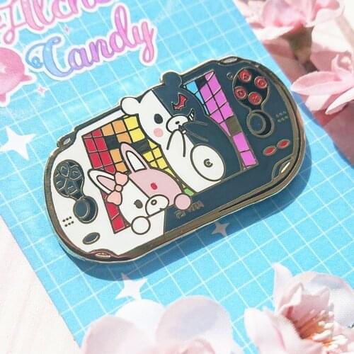Handheld Console Cute Monokuma Enamel Pin Cartoons Animal Bear Pins Pink White Rabbit Monomi Medal Brooch Danganronpas Fan Gift