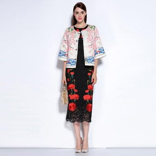 2020 Spring New Arrival Fashion O-Neck Three Quarter Flare Sleeve Single Breasted Button Peach Blossom Print Coats Women