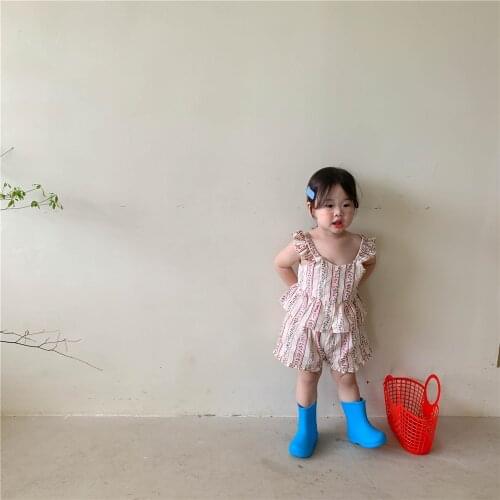 Korean childrens wear 2021 summer new childrens Suit Girls' baby floral suspender top two piece set