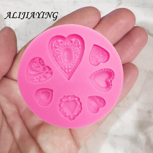1Pcs Silicone love heart molds Ice-Cube Chocolate Fondant Cake Jelly Tray Pan Mold Mould Kitchen Baking Cake Tools D0325