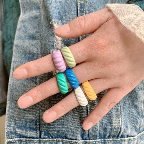 Vedawas New 7 Color Twist Charm Rings for Women Korean Luxury Metal Circle Open Rings Finger Jewelry Party Girl Gfits Wholesale