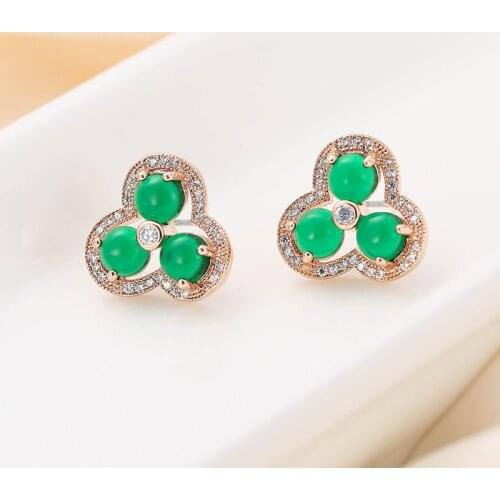 E050 New Exquisite Simple Temperament Lucky Clover Zircon Girl Stud Earrings Party Gift Wedding Woman Earrings Jewelry 2021