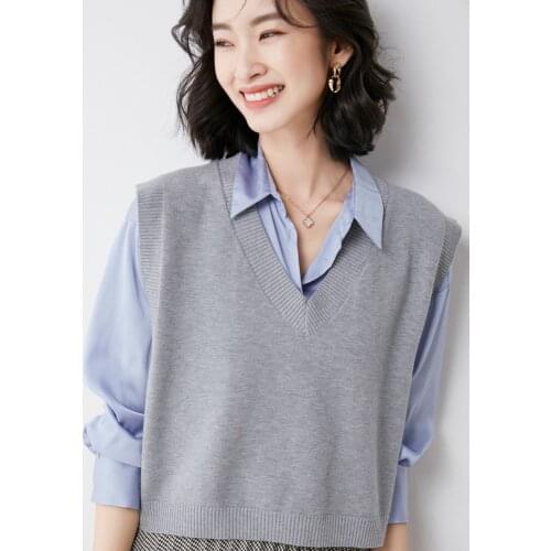 Autumn and Winter Korean Version Loose Wild College Wind Waistcoat Student Short Female Plus Size Sweater Coat 60115