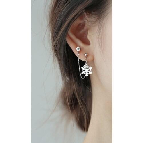 Lyrical Simple Style Snowflake Tassel Drop Earrings For Women Crystal Two Ear Hole Double Piercing Dangle Earring Stud Accessory