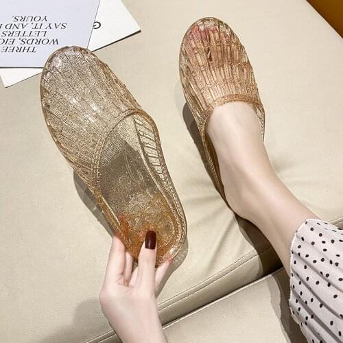 2021 new flat-bottomed Baotou womens sandals and slippers cute bathroom non-slip hollow hole shoes crystal slippers women