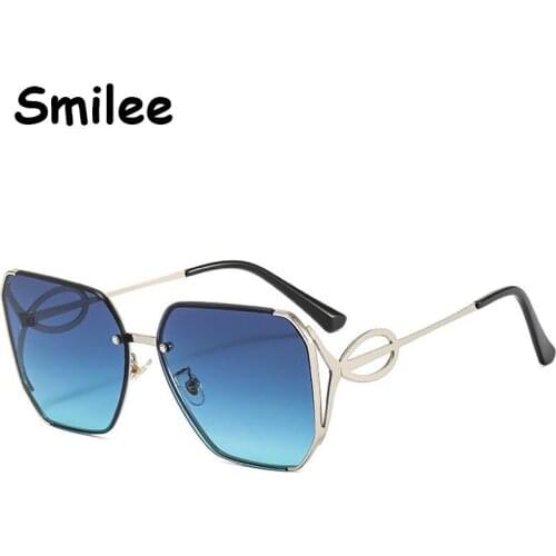 Trendy Square Metal Big Frame Gradient Sunglasses Women High Quality Polygon Design Celebrity Sun Glasses Sunmmer Beach Goggles