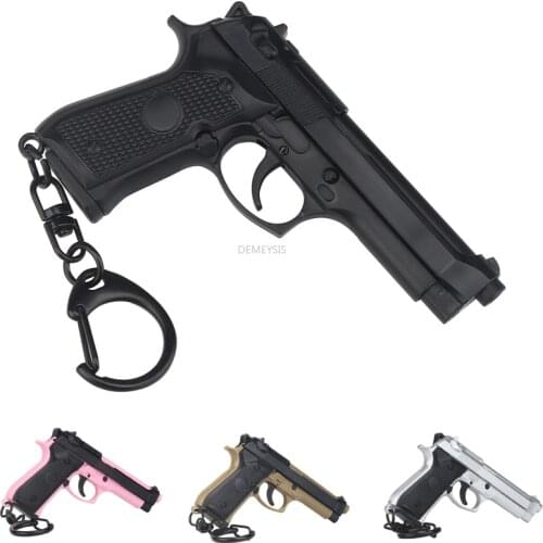 Mini Pistols Shape Keyring Detachable Gun Weapon Tactical M92 Pistol Shape Keychain Sports Bags Backpack Pistol Decorations