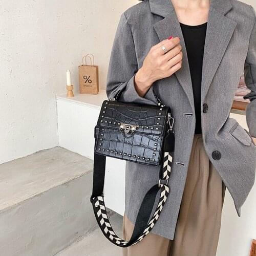 Women Vintage Rivet Shoulder Bag Fashion Small Square Messenger Bag 2020 High Quality New Brand Crossbody Bags For Women