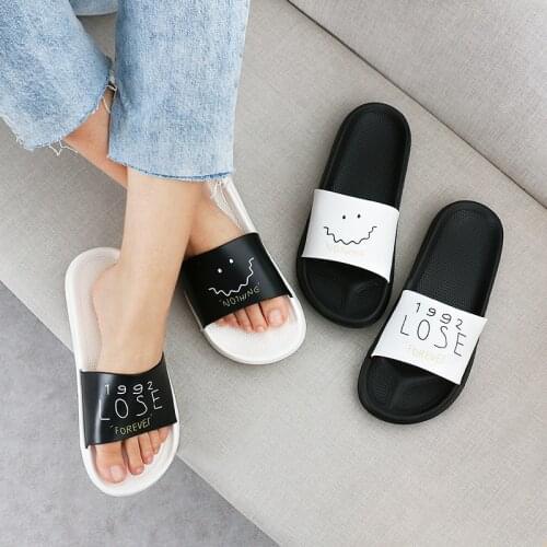Cartoon Indoor Couple Mens Home Womens Bathroom Slippers Slippers Mens Shoes Men Slippers Confortable Rubber Slippers