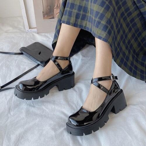Model Mary Jane shoes womens Japanese high heels platform shoes Harajuku retro Lolita shoes high heels lolita shoes Chunky Heel