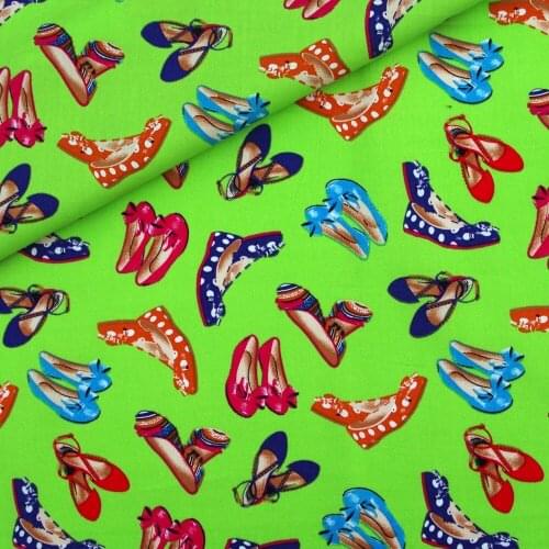 140cmx100cm Cotton Poplin Fabric - Beauty Shoes on green background (170g/m)
