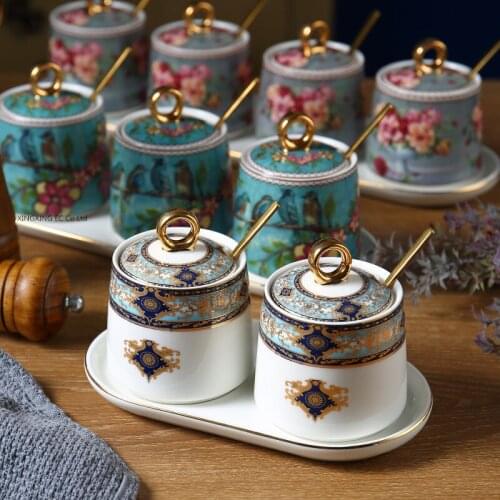 Kitchenware Ceramic Jar Grain Dispenser with Lid Household Salt Shaker Sugar Jar Oil Bottle Spice Storage Rack Combination Set