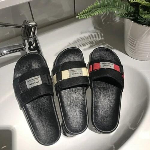 2021 Summer New Fashion INS Casual Slippers Mens And Womens Beach Shoes Outdoor Non-Slip Sandals Couple Trend Casual Slippers