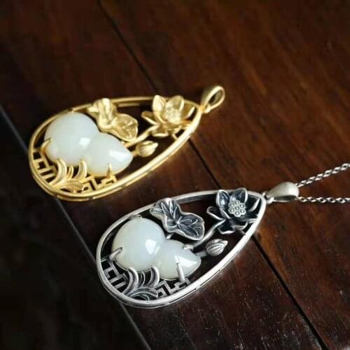 Hetian Jade Calabash Pendent Womens Chinese Style Necklace Vintage Necklace Womens Ethnic Style Artistic to Give Mom Elderly J