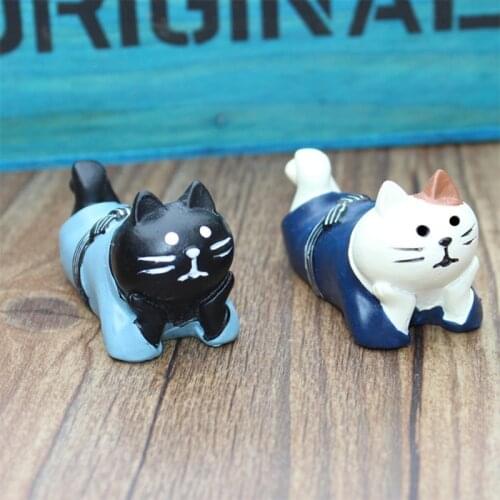 Decole Cat Miniature figurine Japan Zakka Animal statue Home Decoration Mini Fairy Garden Resin craft toy gift Bonsai Ornament