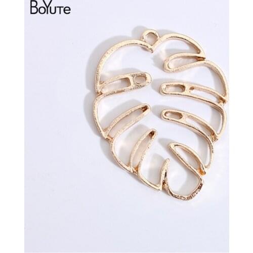 BoYuTe (20 Pieces/Lot) Metal Alloy 33.5*42MM Hollow Out Leaf Pendant Charms for Jewelry Making 3 Colors