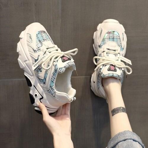 2021 new daddy shoes womens spring casual and versatile sports shoes with thick soles platform shoes