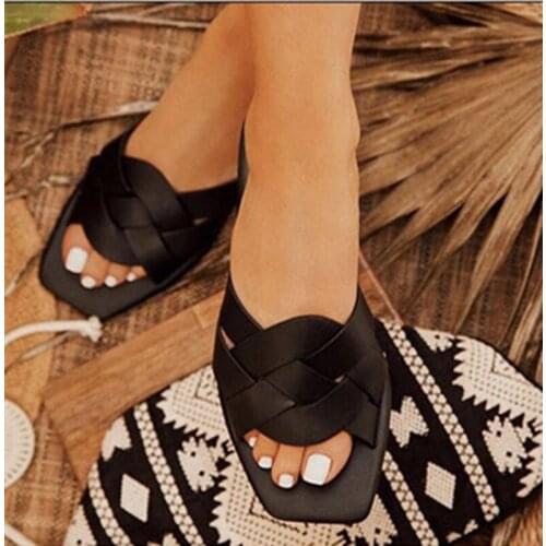 Summer 2020 New Womans Open Toe Outdoor Slippers Flat Sandals Solid Color Beach Shoes Comfortable Plus Size 41