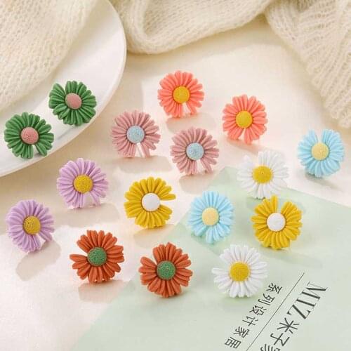 IFMIA Korean Style Cute Small Flower Daisy Stud Earrings for Women Jewelry Sweet Candy Girl Gift Fashion Korean Earrings Brincos