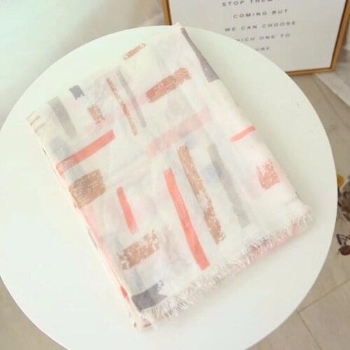 New 2018 Rayon cotton scarf,muslim hijab,shawls and scarves,wraps shawls,Cotton striped scarf,british style,women cape,head wrap