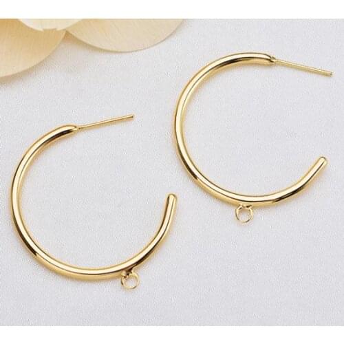 New unique favorite pearl store Earrings Round Hook gold silver needle with hanging hand ornaments DIY Jewelry