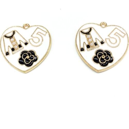 10pcsKorean version of the trend of explosions 5 words clothing letters love heart point pearl badge tag alloy headwear pendant