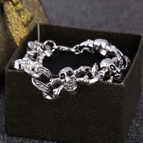 Stainless Steel Skull Charm Bracelets Men Punk Style Metal Man Charms Bracelets & Bangles Wristband Homme Jewelry Gifts