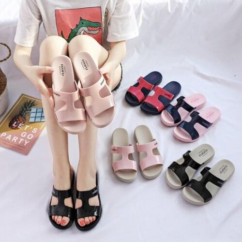 European Beauty Slippers Non-Slippery Home Room Women Fashion Leisure Outside Wear Beach Slippers Anti-slip Wear-resistant