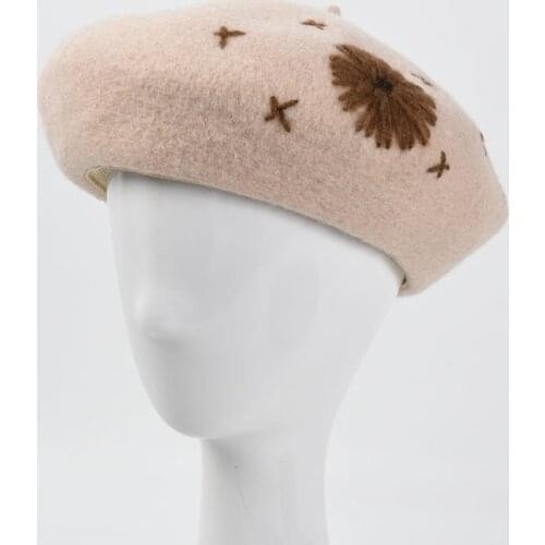 Autumn And Winter New Temperament Hand Embroidered Wool Beret Women Mori Literary Retro Wool Tweed Painters Cap Peaky Blinders