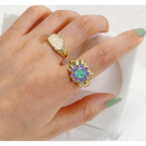 VSnow Unique Design Cloud Daisy Smile Face Ring for Women Girls Creative Gold Coloe Metallic Funny Index Finger Ring Jewellery