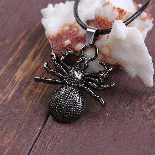DoreenBeads Halloween Necklace Black Spider Animal Series For Women Men Decoration Gift Fashion Jewelry About 45cm long, 1 Piece