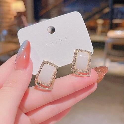 2021 New Korean Fashion Exquisite Zircon Inlaid Square Stud Earrings For Women Girls Shining Rhinestone Earrings Jewelry