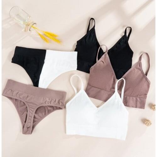 Sexy Lingerie Set Seamless Top Women Underwear Set Thong Panties Sports Brassiere Female Crop Top Low Sports Bra Bras Women
